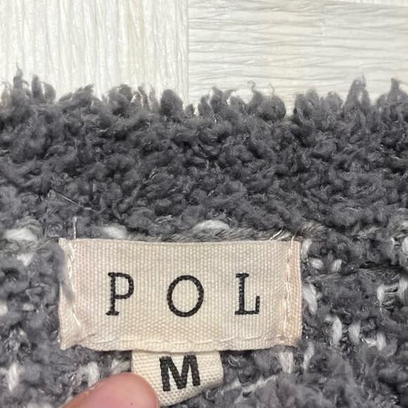 POL Womens Cozy Soft Textured Slouchy Graphic Heart Pullover Sweater Size Medium - Picture 3 of 9